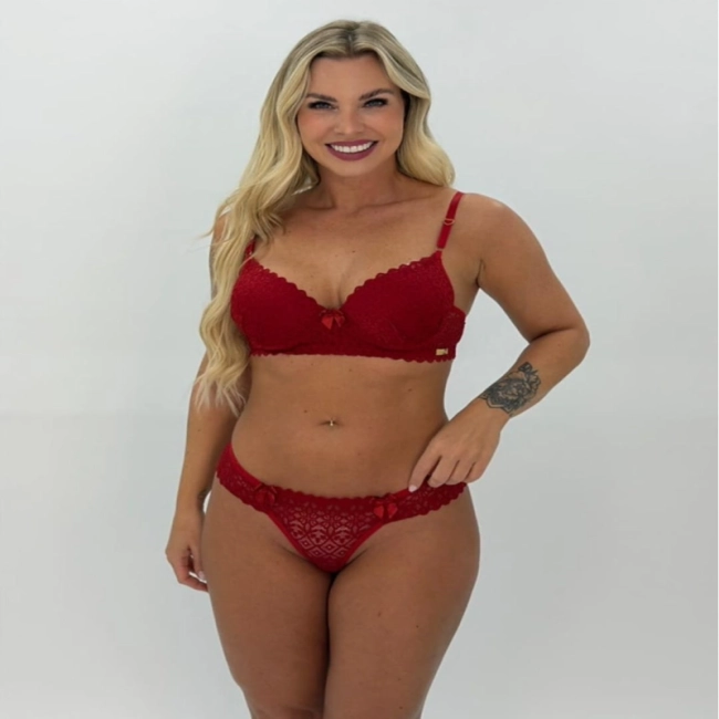 Conjunto de renda com bojo